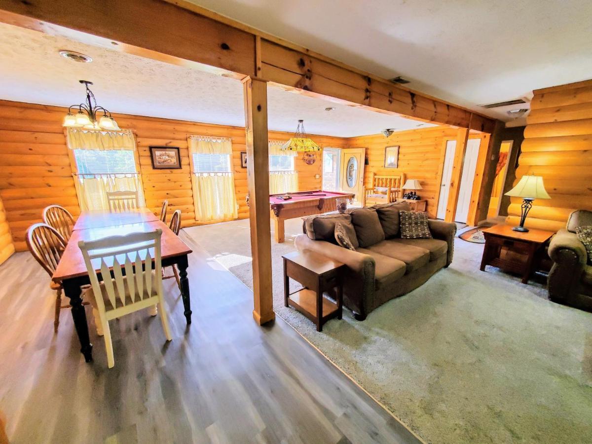 Hoot N Holler Villa Pigeon Forge Eksteriør bilde